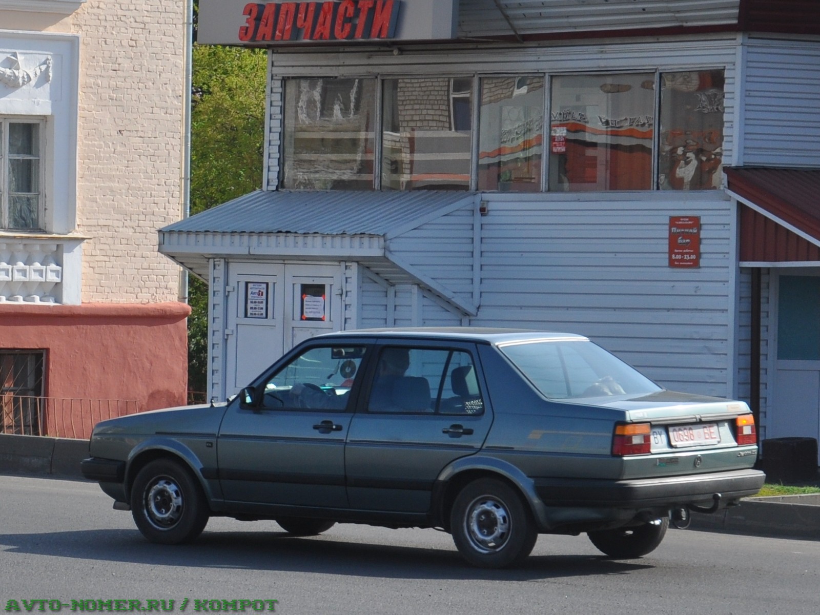 0698 BE, Volkswagen Jetta 2nd gen 4-door Sedan (1G), 1984–1992 (­–1997 for CN-market)