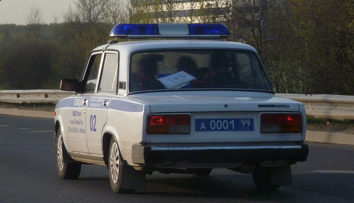 а 0001 99, Lada (VAZ) 2107 Жигули (Nova / Riva / Signet / 1500), 1982–2014