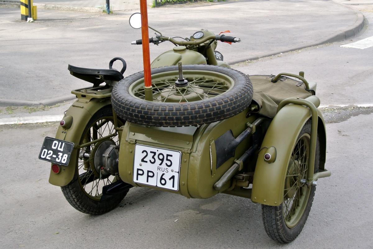 2395 рр 61, Dnepr (KMZ) М-72 