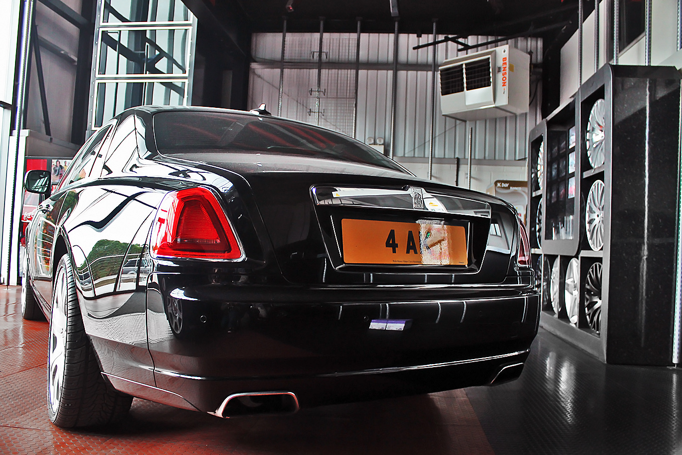 4AK, Rolls-Royce Ghost 1st gen (RR4), 2009–2014