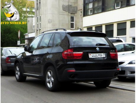 4444 HA-7, BMW X5