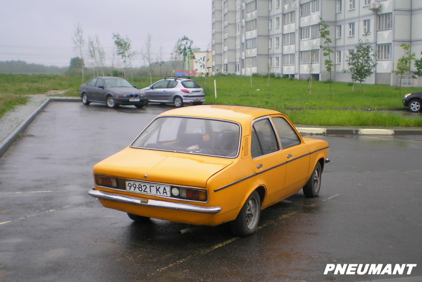 9982 ГКА, Opel Kadett 3rd gen 4-door Sedan (C), 1973–1979