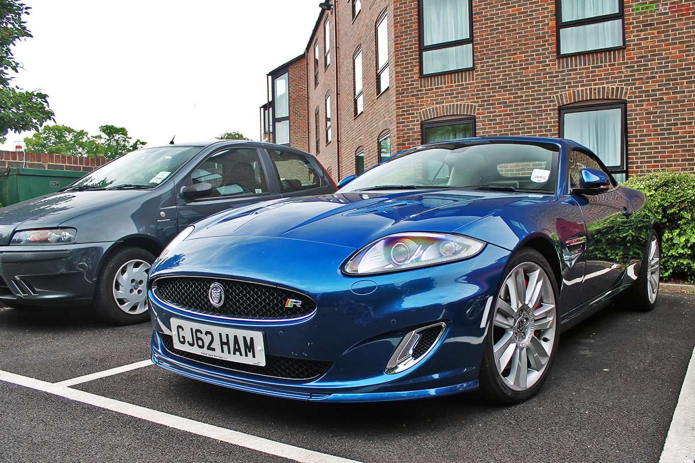 GJ62HAM, Jaguar XKR 2nd gen Convertible (X150), 2007–2014