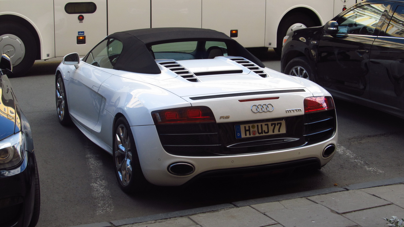 H UJ 77, Audi R8 1st gen Spyder (427/429), 2008–2015