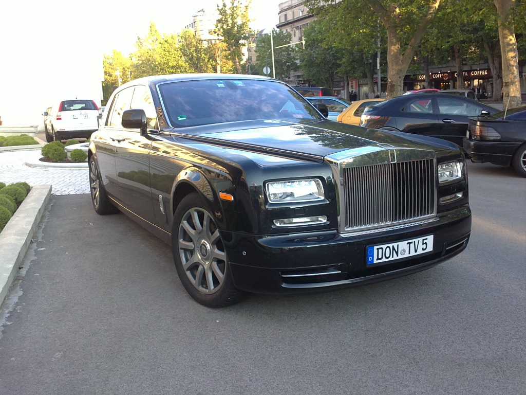 DON TV 5, Rolls-Royce Phantom 7th gen (RR1), facelift, 2012–2017