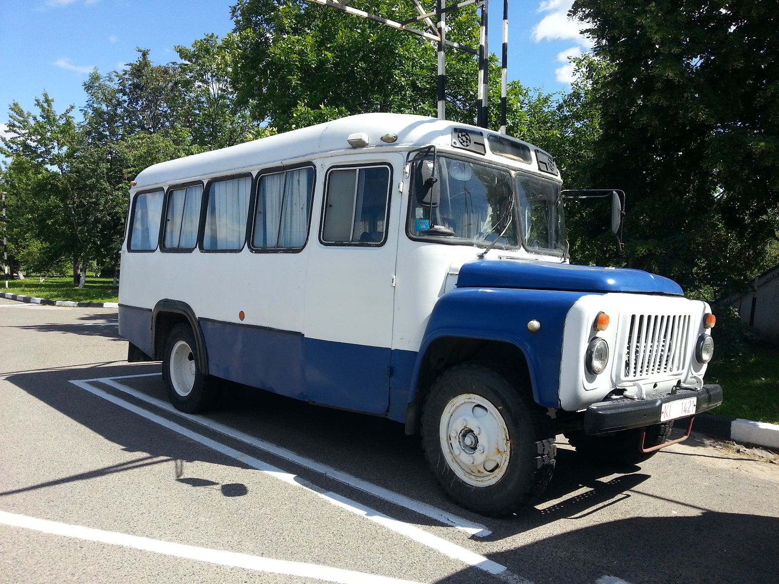 KI 1421, KAvZ 3270 / 3271 