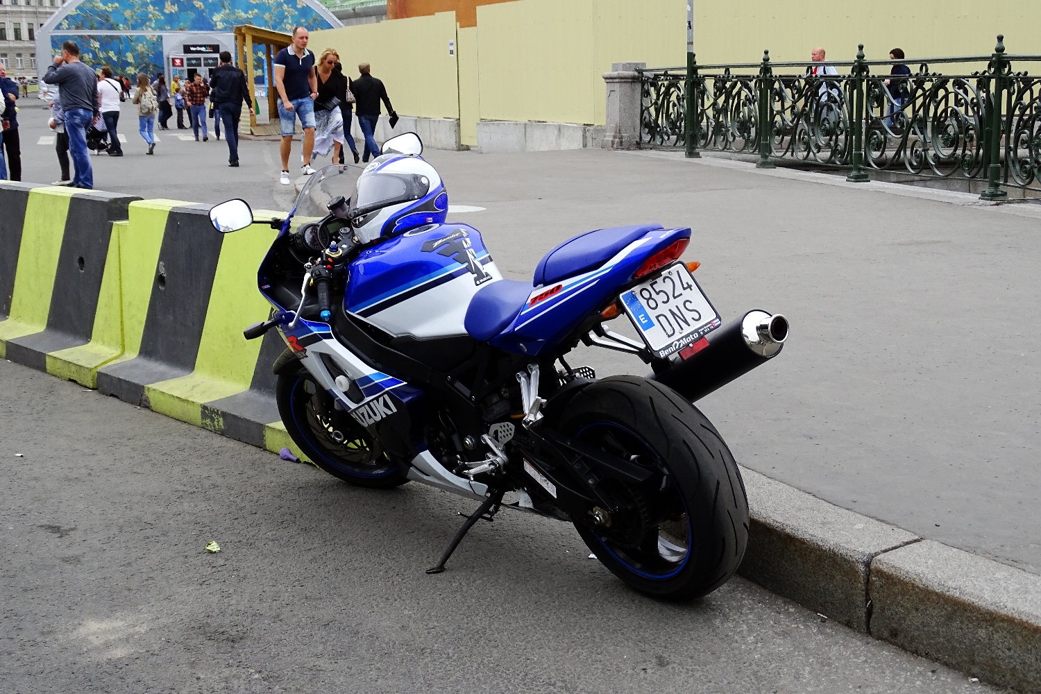 8524 DNS, Suzuki GSX-R Series 7th gen R600/750, 2004–2005