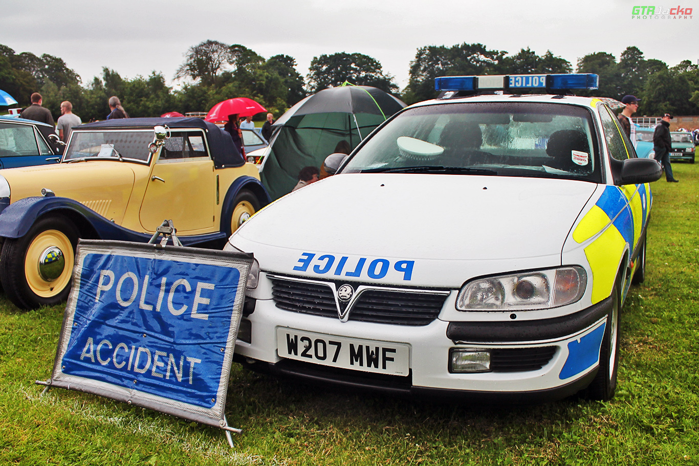 W207MWF, Vauxhall Omega 1st gen Sedan (B; V94), 1994–1999