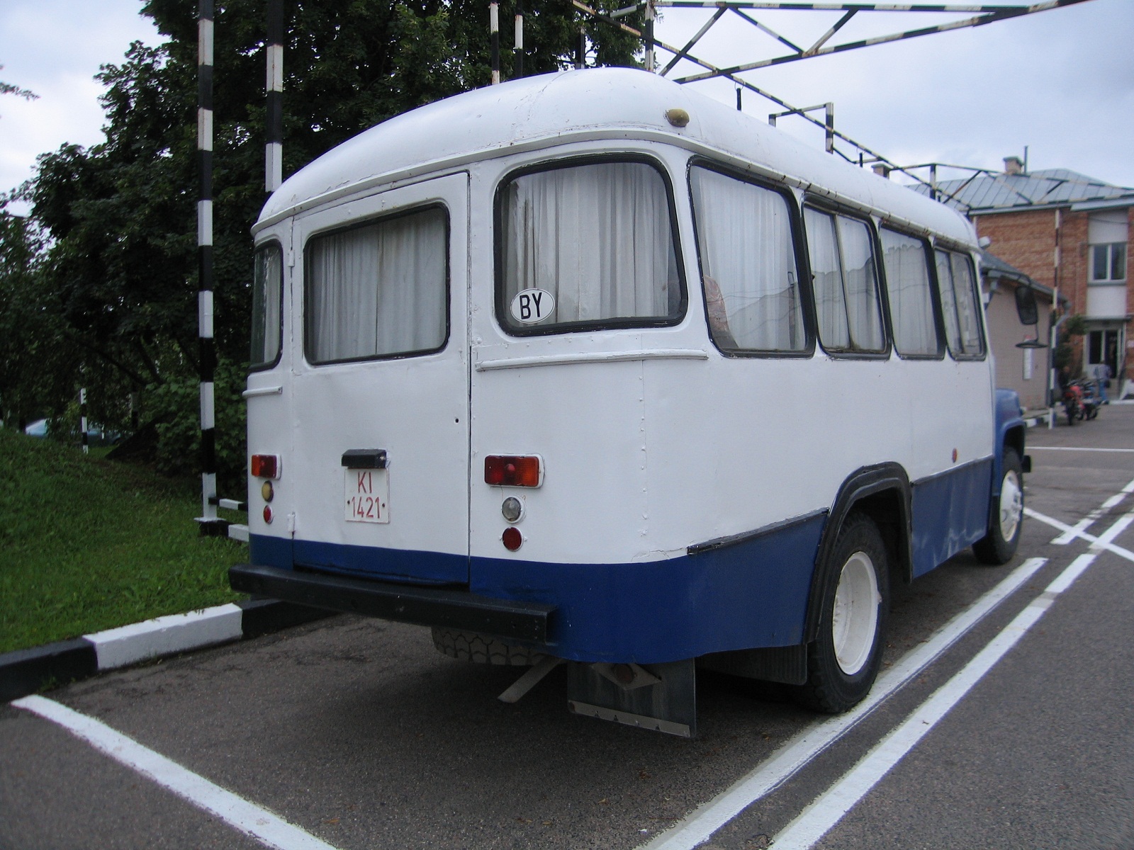 KI 1421, KAvZ 3270 / 3271 