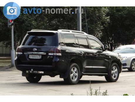 е444кх38, Toyota Land Cruiser