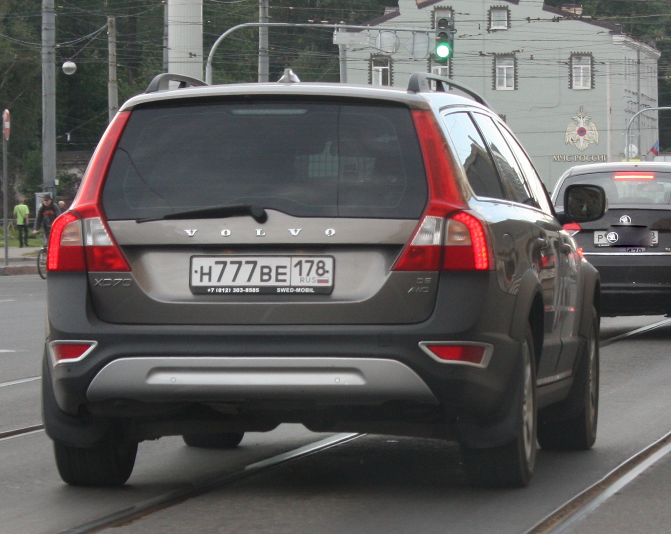 н 777 ве 178, Volvo XC70 