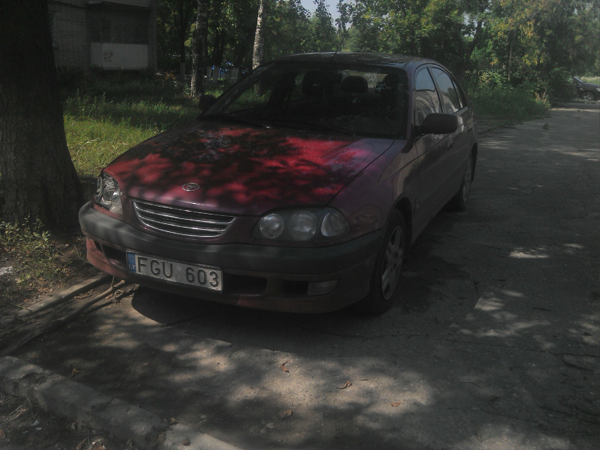 FGU 603, Toyota Avensis 1st gen Sedan (T220), 1997–2003