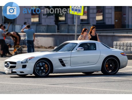 м017мо77, Mercedes-Benz SLS AMG
