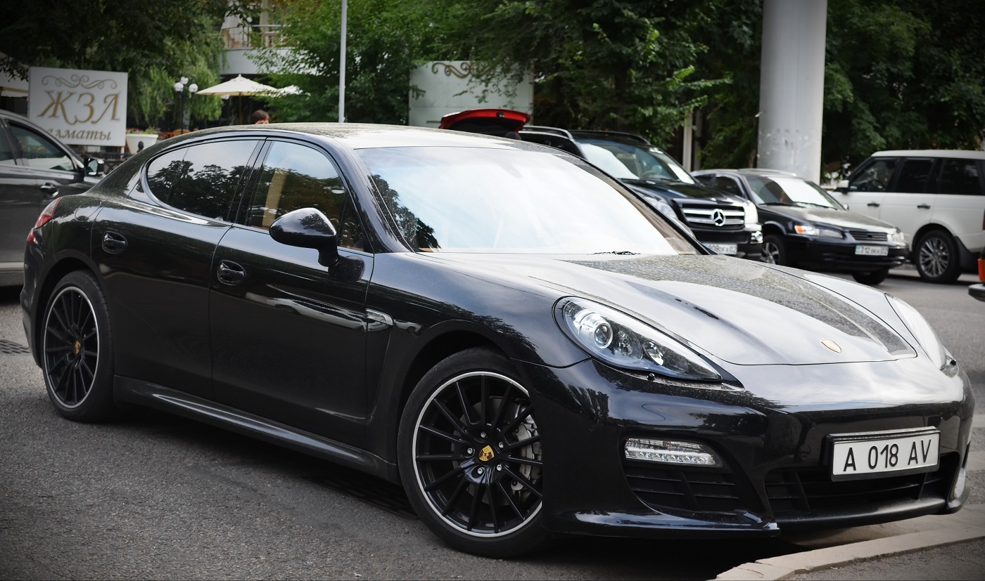 A 018 AV, Porsche Panamera 1st gen (970), 2009–2013