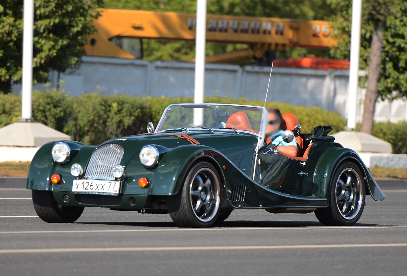 х 126 хх 77, Morgan Plus 8 