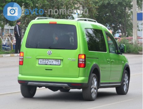 а022нх196, Volkswagen CrossCaddy