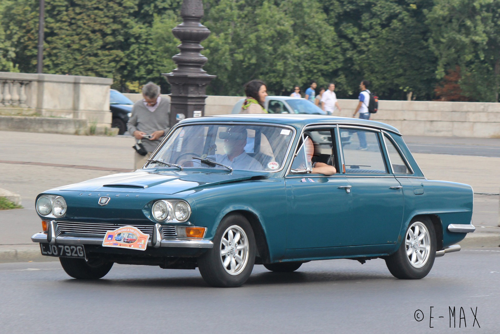 LJO792G, Triumph 2000 