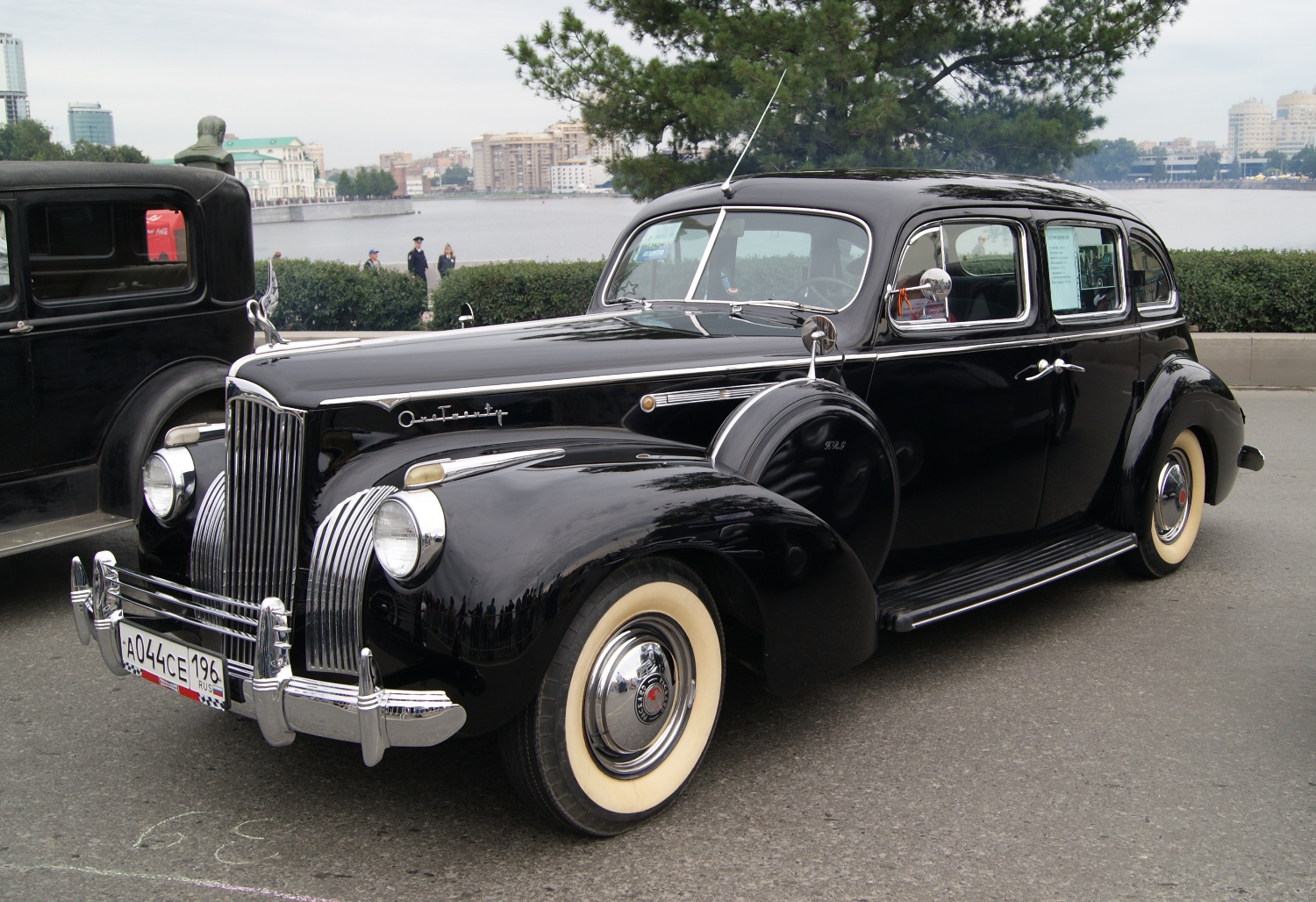 а 044 се 196, Packard 120 
