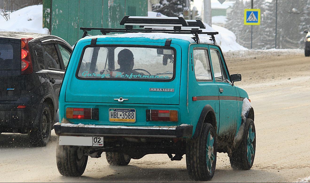 HBL-3588, License plate without vehicle 