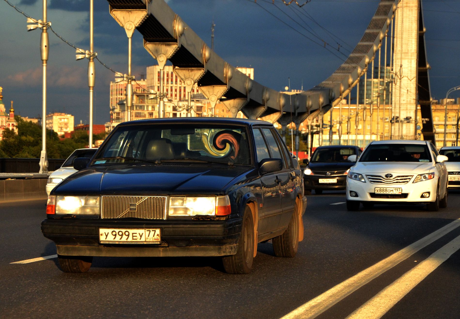 у 999 еу 77, Volvo 940 