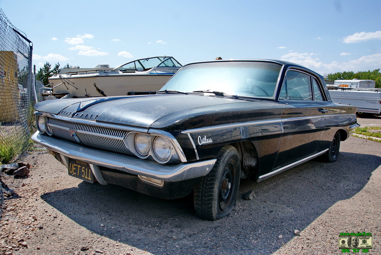 UET 511, Oldsmobile F-85 1st gen 1962 Cutlass Coupe, 1st facelift, 1961–1962