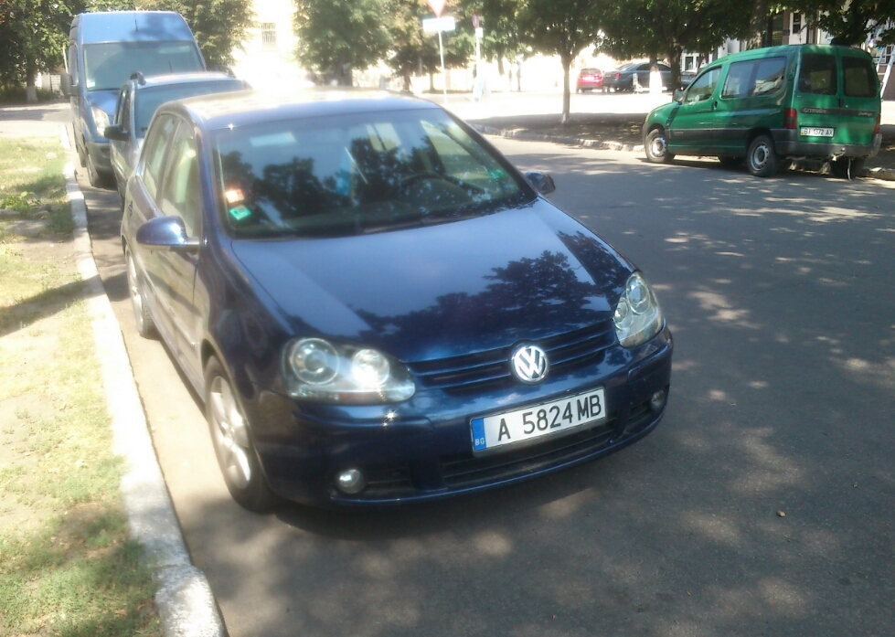 A 5824 MB, Volkswagen Golf 5th gen 5-door Hatch (1K1), 2003–2008