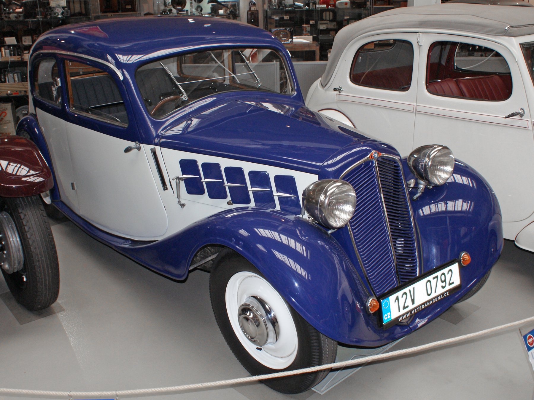 12V 0792, Zbrojovka Z 4 