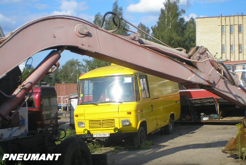 5798 BM-7, Mercedes-Benz T2 1st gen (309/310/313), 1966–1990