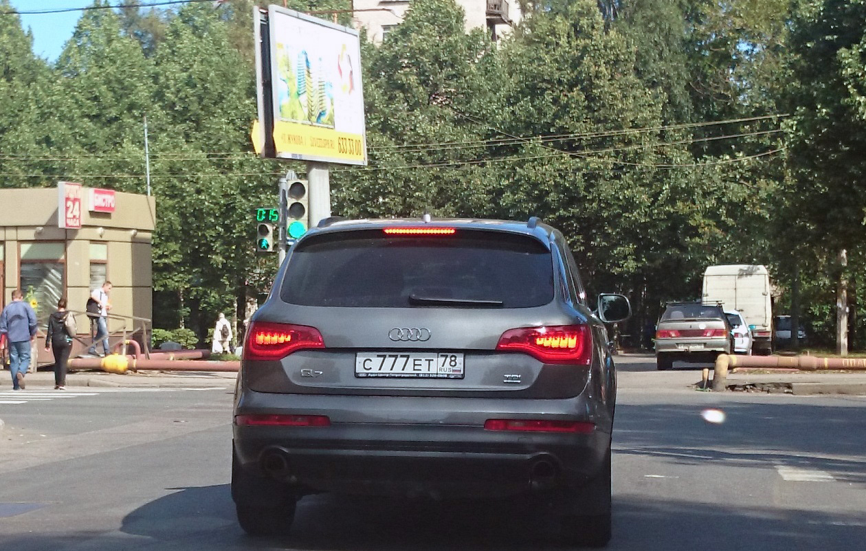 с 777 ет 78, Audi Q7 1st gen (4LB), 2005–2009