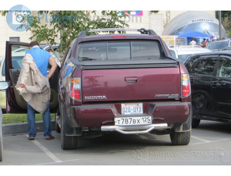 020-UYX, Honda Ridgeline