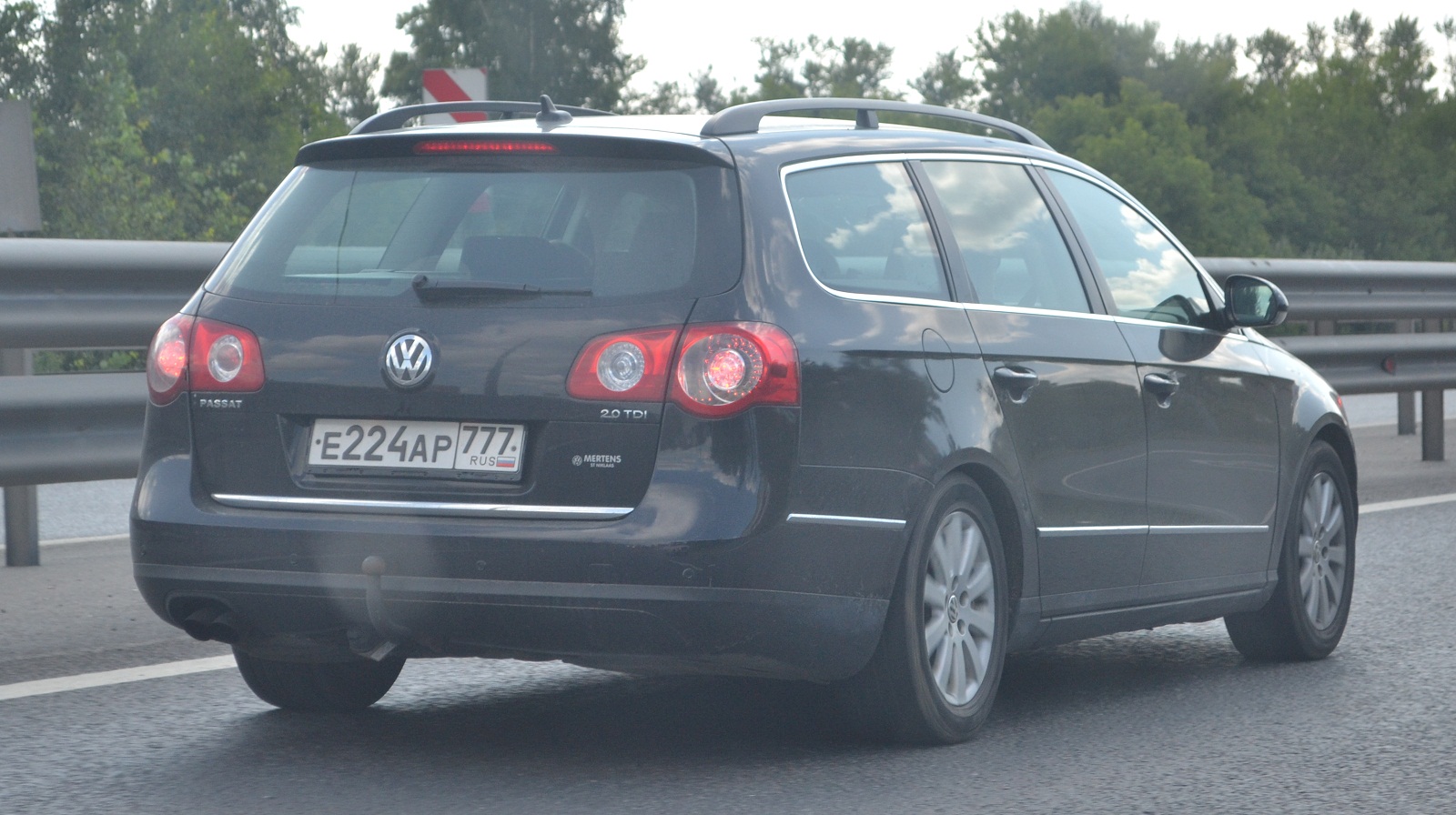 е 224 ар 777, Volkswagen Passat 6th gen Variant (B6; 3C), 2005–2010