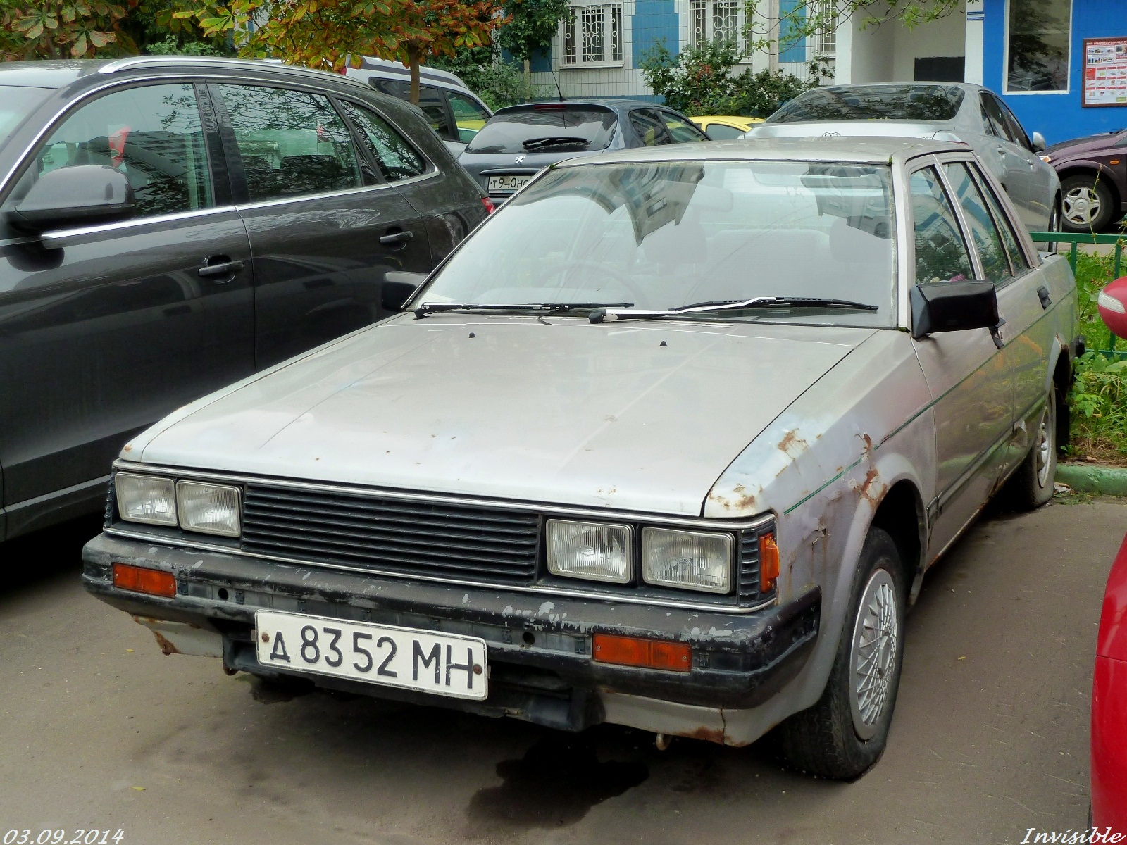 д 8352 МН, Nissan Liberta Villa 1st gen (N12), 1982–1986