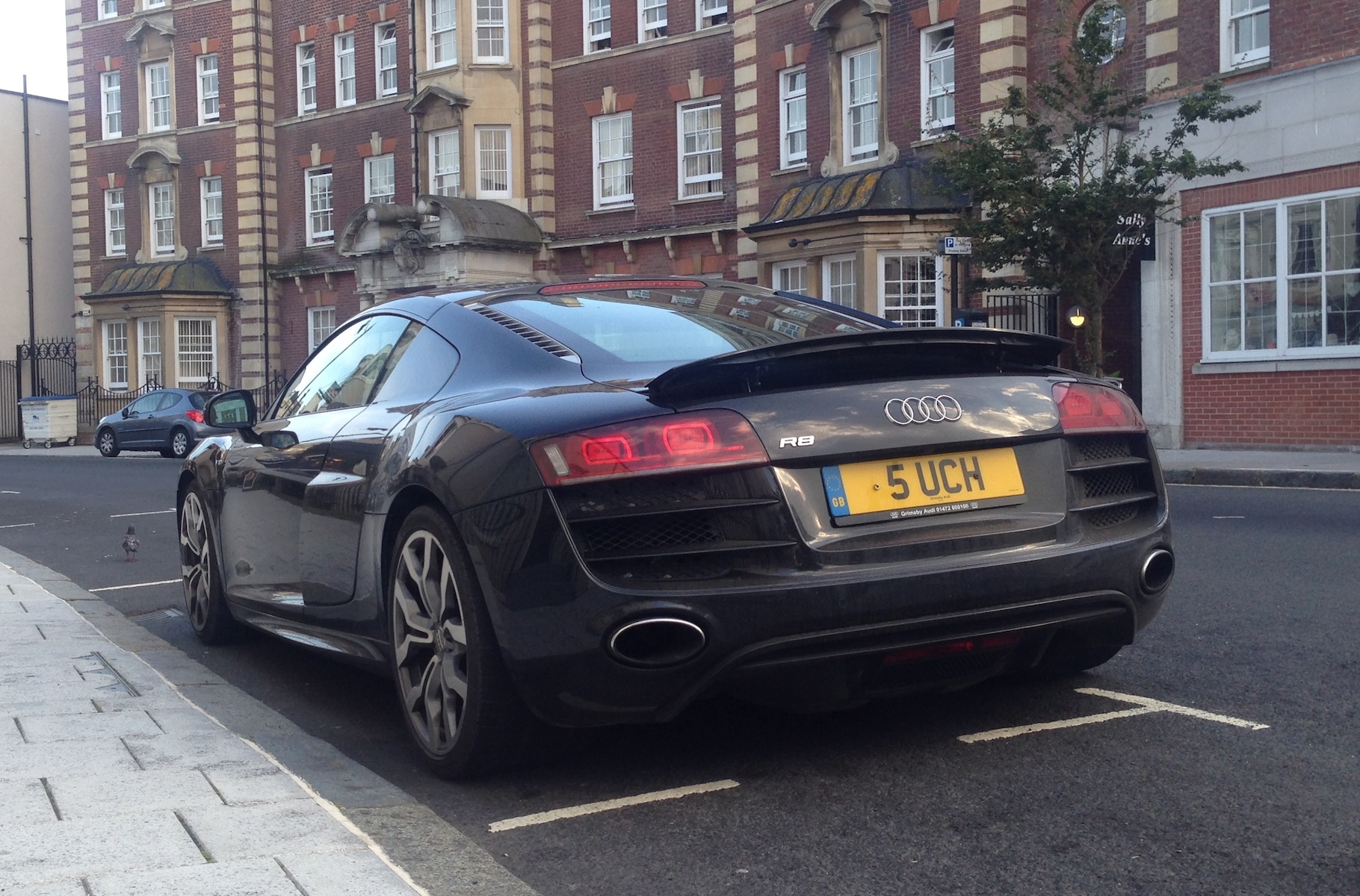 5UCH, Audi R8 1st gen Coupé (422/423), 2006–2015
