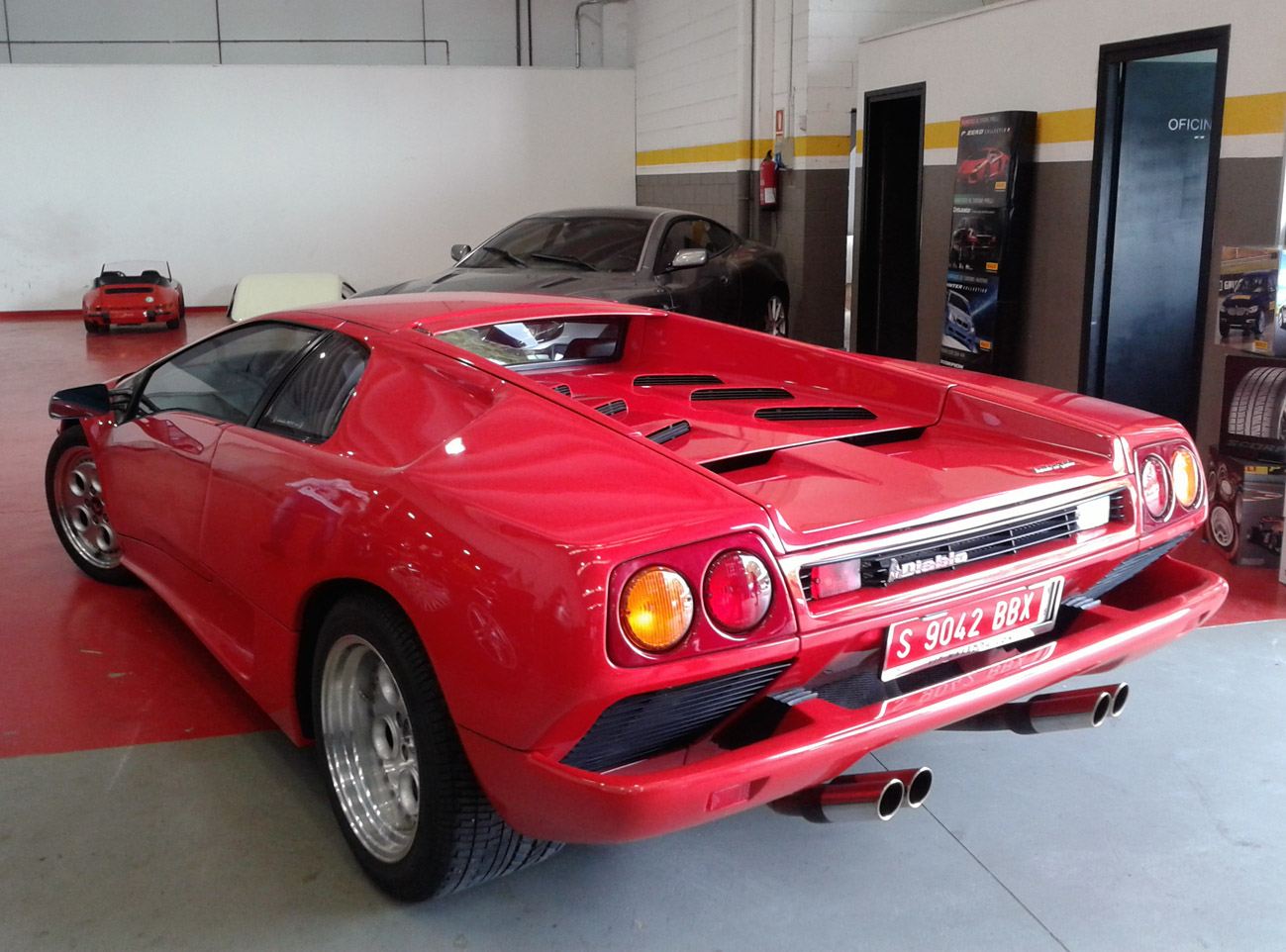 S 9042 BBX, Lamborghini Diablo Coupé, 1990–2001