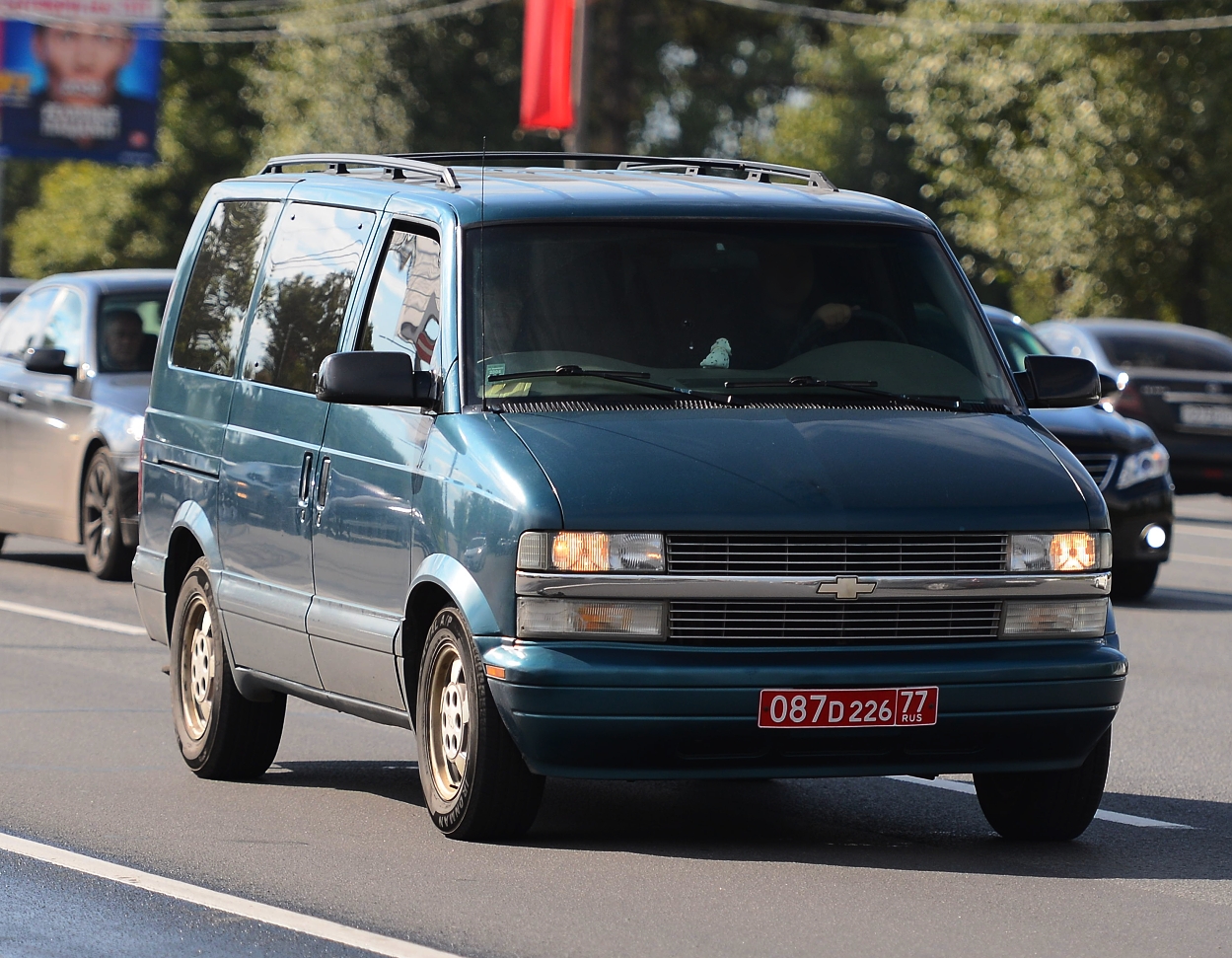 087 D 226 77, Chevrolet Astro 