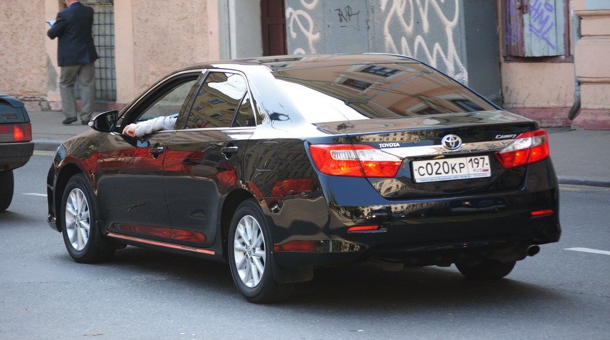 с 020 кр 197, Toyota Camry 7th gen (XV50; Global-market), 2011–2014