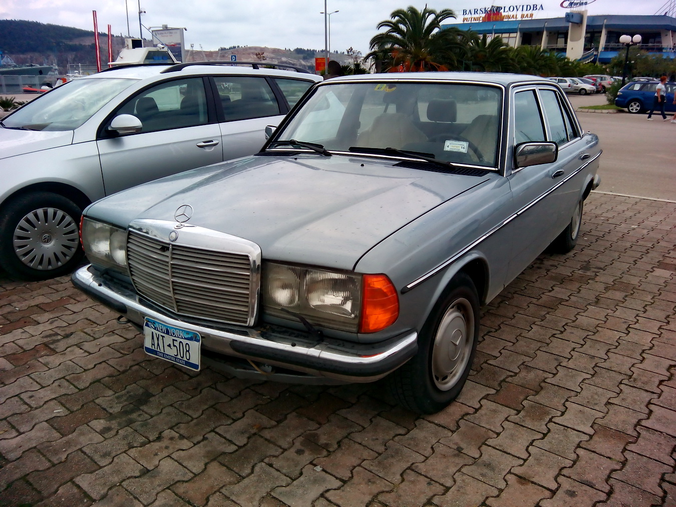 AXT 508, Mercedes-Benz E-Klasse 200–300 Sedan (W123), 1975­–1986