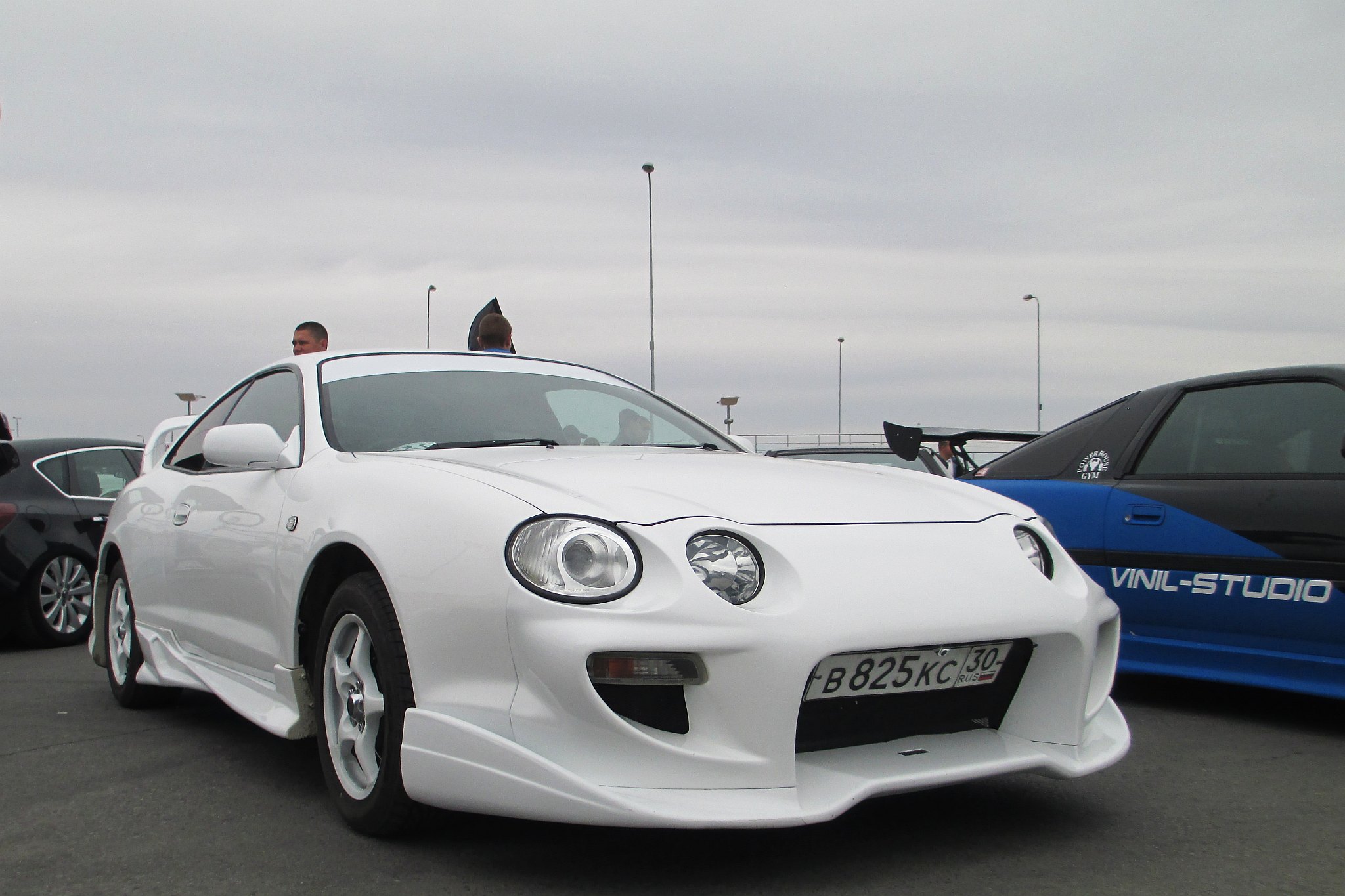 в 825 кс 30, Toyota Celica 6th gen Coupé (T200), 1993–1999