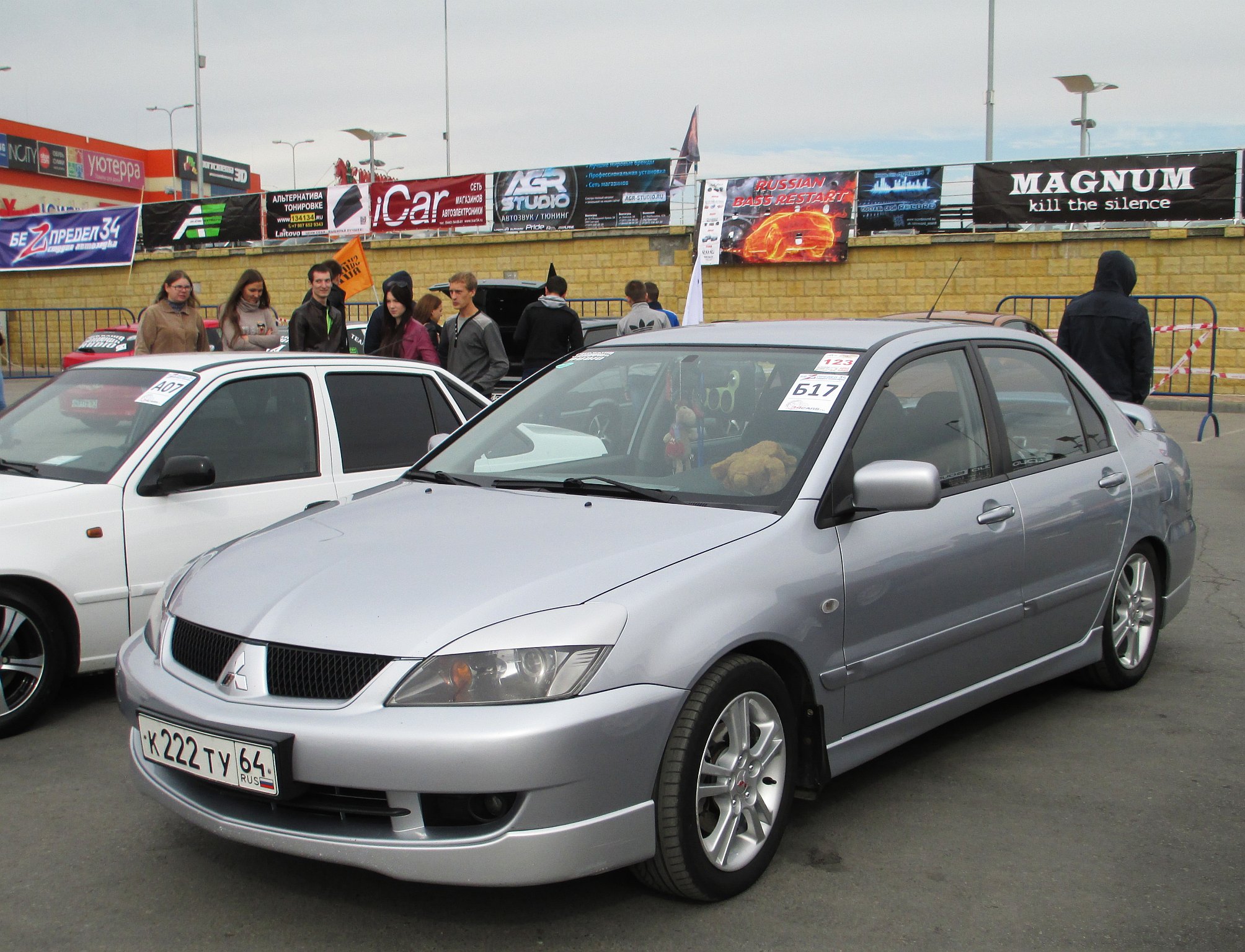 к 222 ту 64, Mitsubishi Lancer 