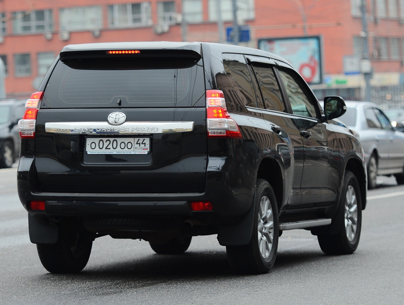 о 020 оо 44, Toyota Land Cruiser Prado 4th gen 5-door SUV (J150), 1st facelift, 2013–2017