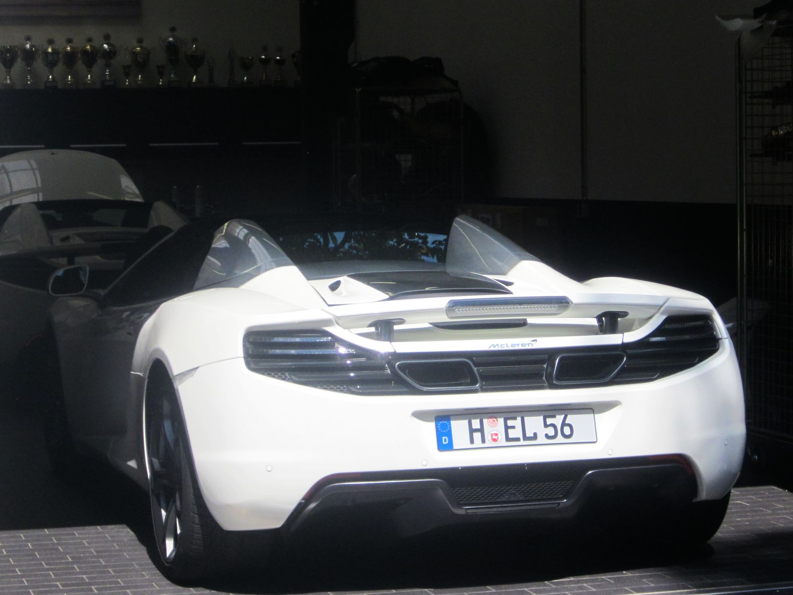 H EL 56, McLaren MP4-12C MP4-12C Spider, 2012–2014