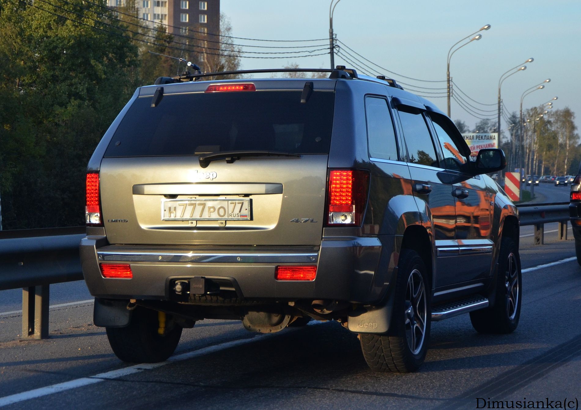 Jeep Grand Cherokee 777