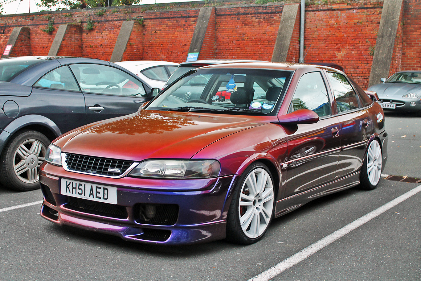 KH51AED, Vauxhall Vectra 1st gen Liftback (B; J96), 1996–2002