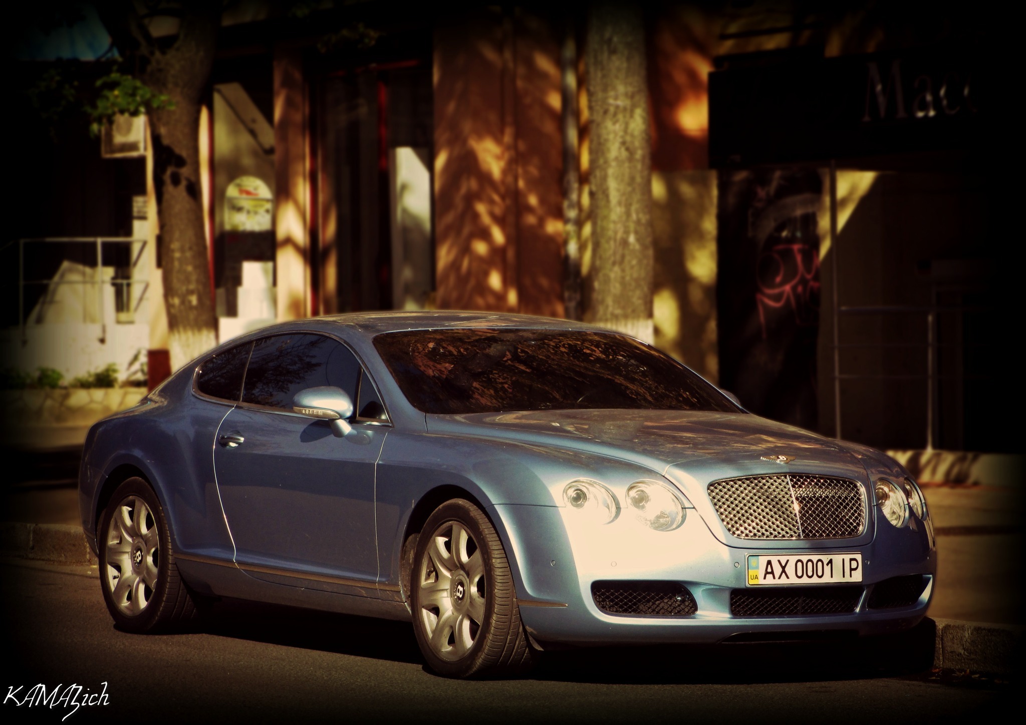 AX 0001 IP, Bentley Continental 4th gen GT, 2003–2011