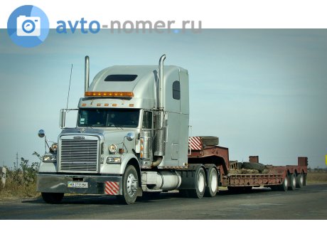 AB 2733 BK, Freightliner FLD