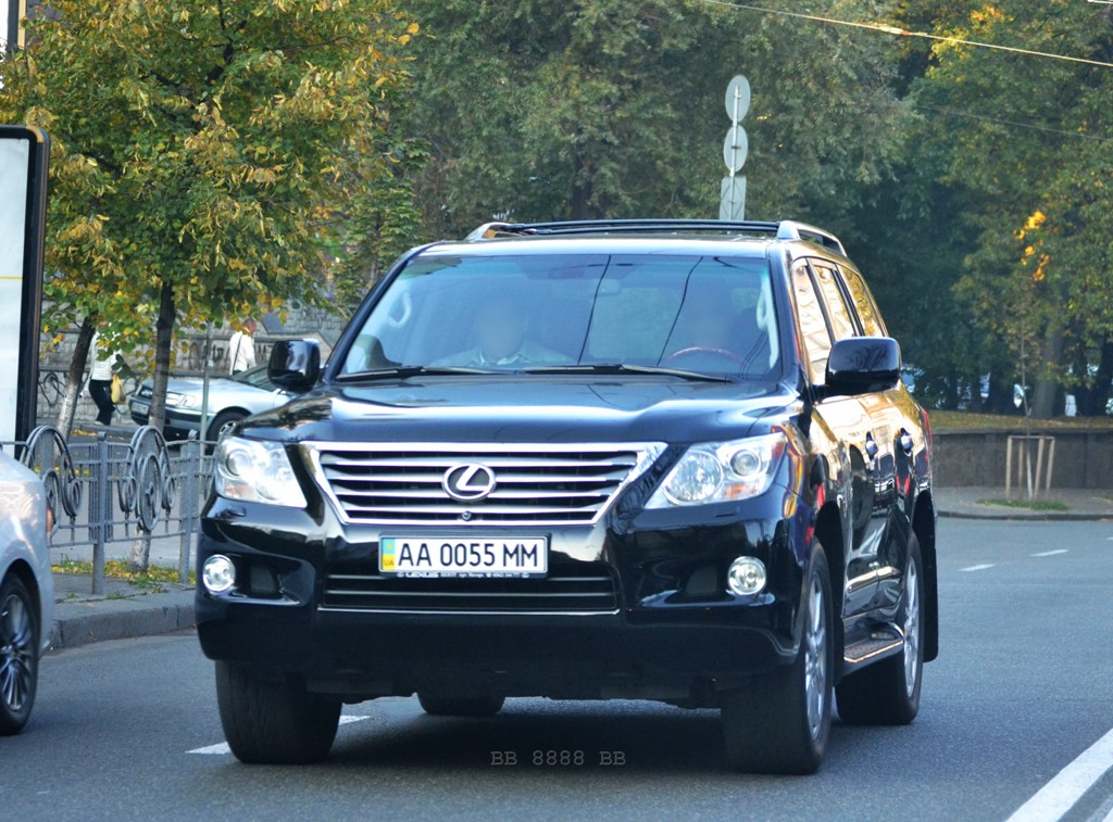 AA 0055 MM, Lexus LX 