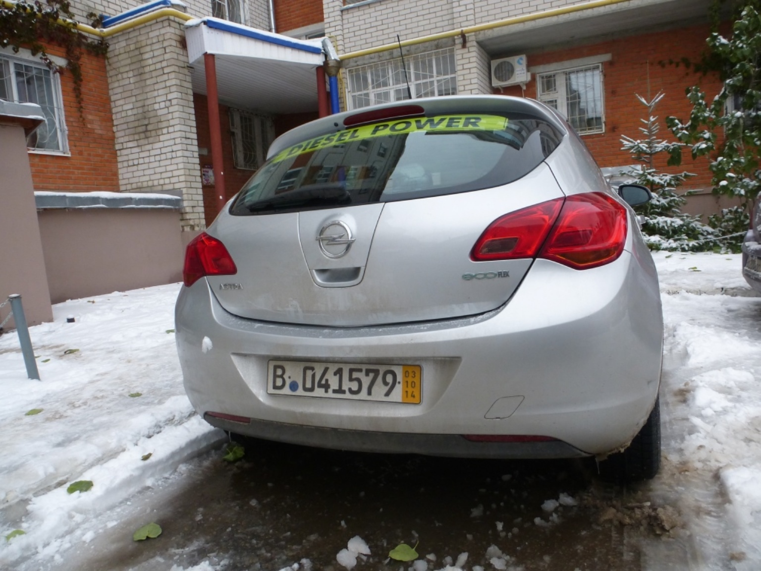 B 041579, Opel Astra 4th gen Hatch (J; P10), 2009–2015