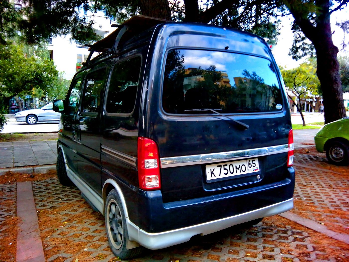 к 750 мо 65, Suzuki Every 4th gen Landy (DA32), 2001–2005