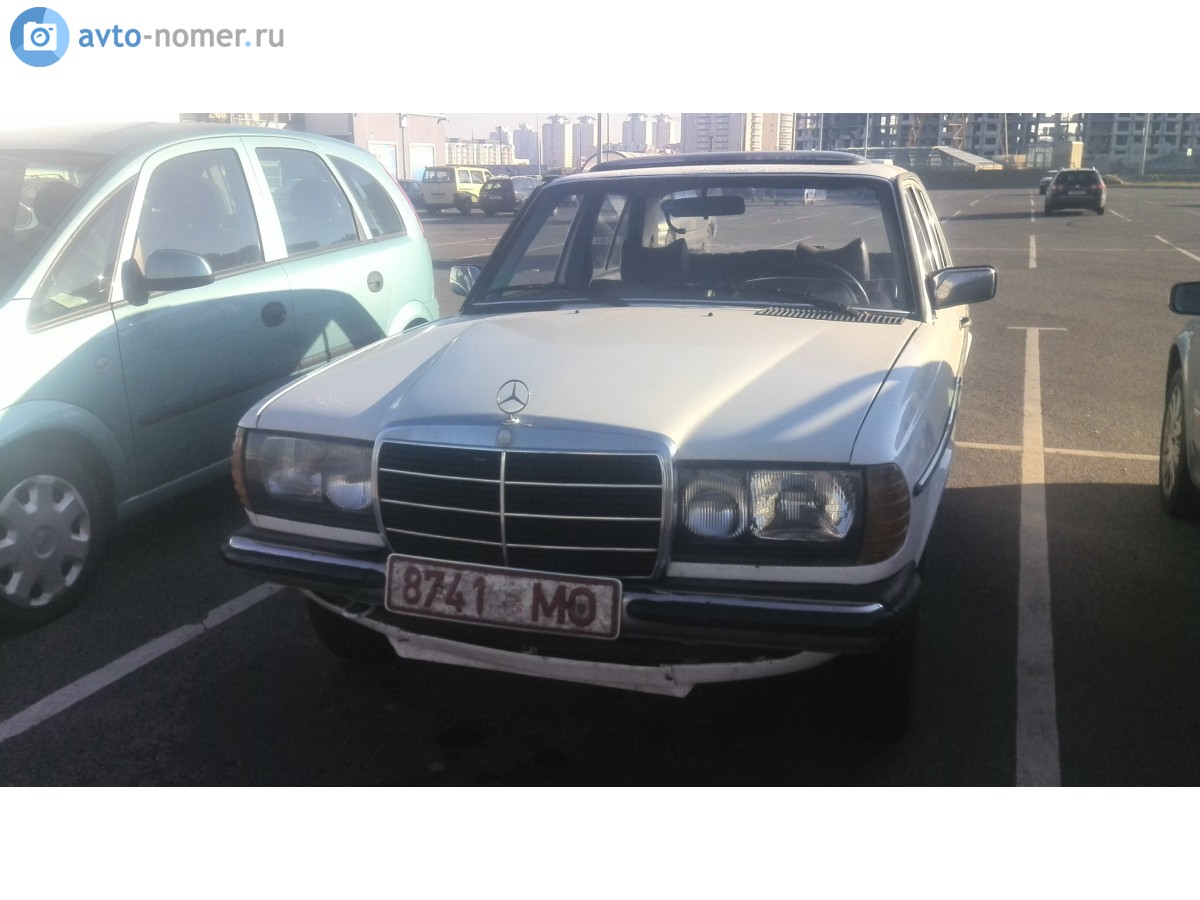 8741 MO, Mercedes-Benz E-Klasse 200–300 Sedan (W123), 1975­–1986