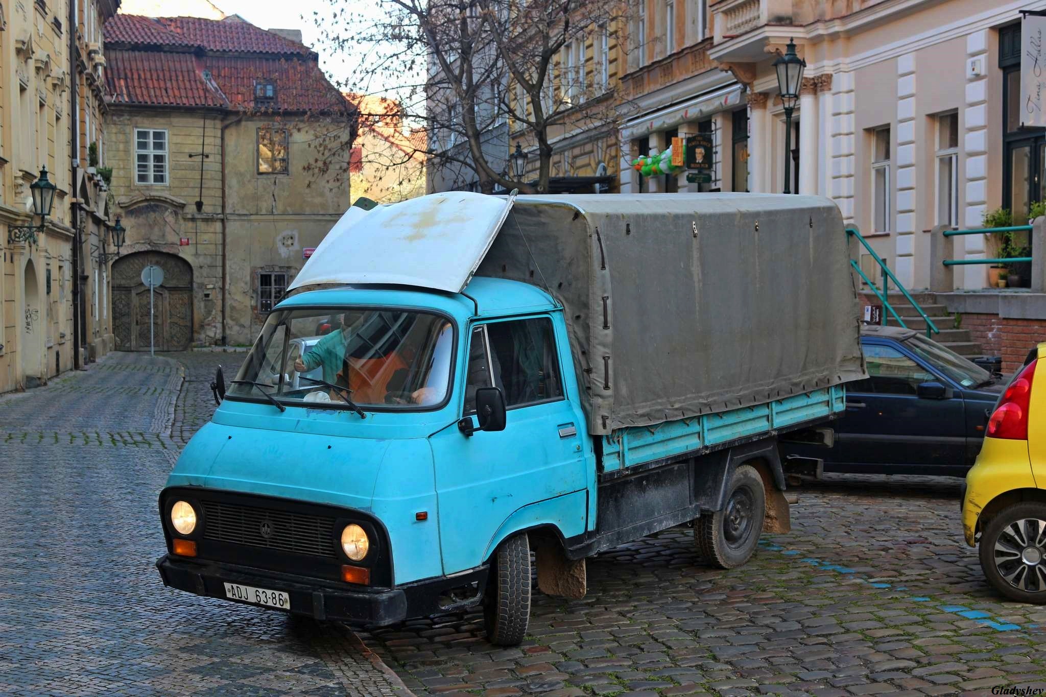 ADJ 63-86, TAZ (Trnava) Š 1203 